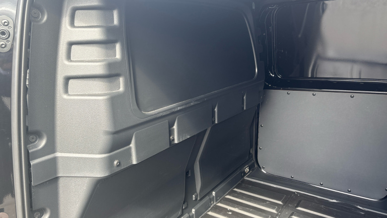 Ford Transit Connect 250 L2 Petrol 1.5 EcoBoost PHEV 150 Limited Van Auto